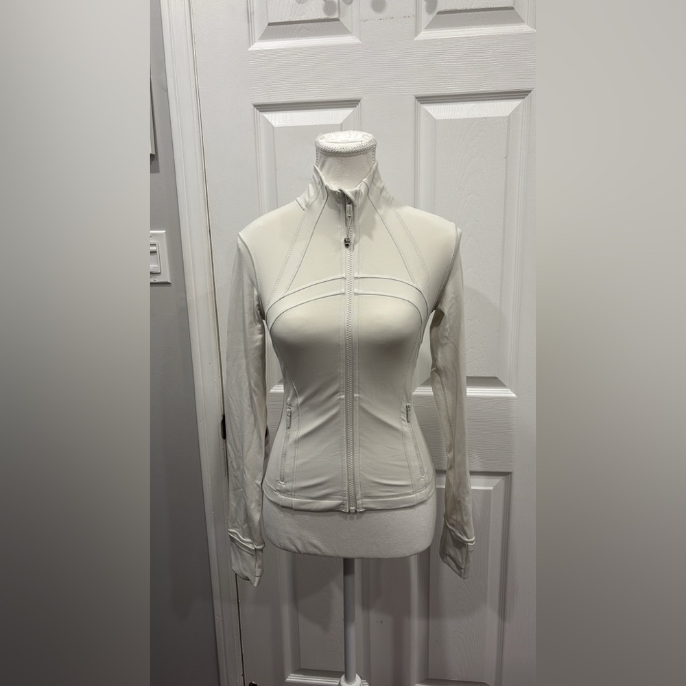 Lululemon Athletica White Ski Jacket with High Collar